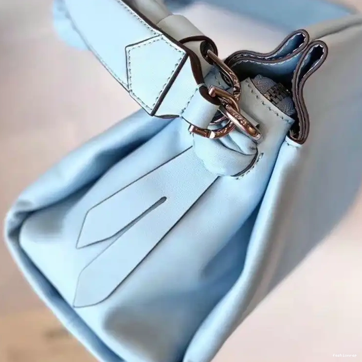 Fashionrepsfam ru Givenchy 20GV11162 Bag 0704